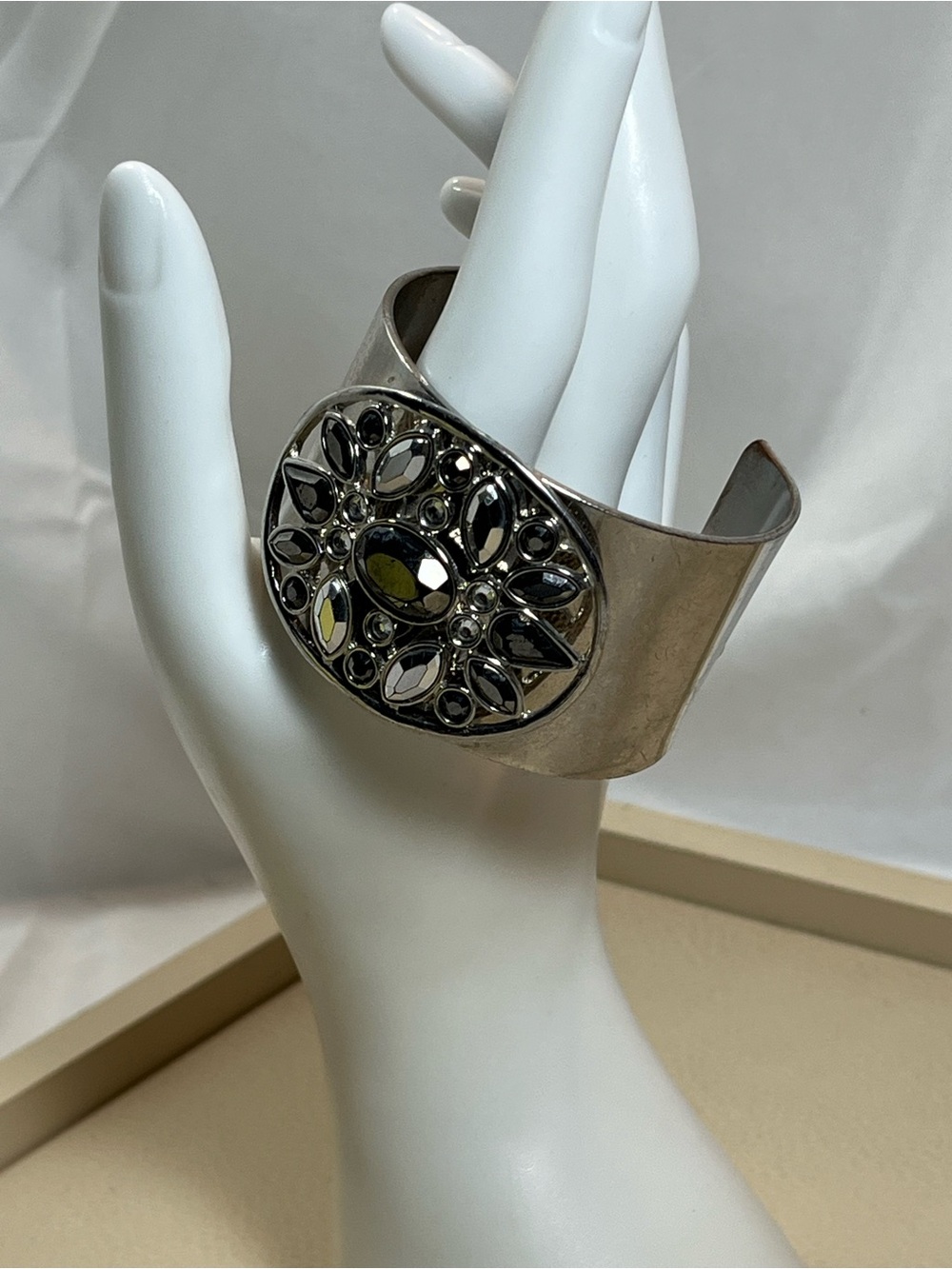 Silver-Tone Cuff Bracelet with Oval Cluster Decoration